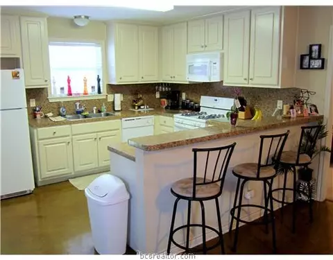 914 29th - East Street St, Bryan, TX 77803 photo 3