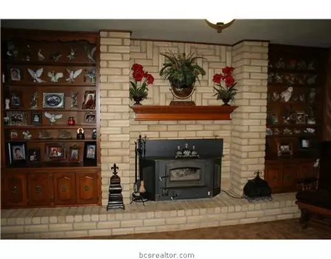 1789 Frieda Ln, Bryan, TX 77808 photo 3
