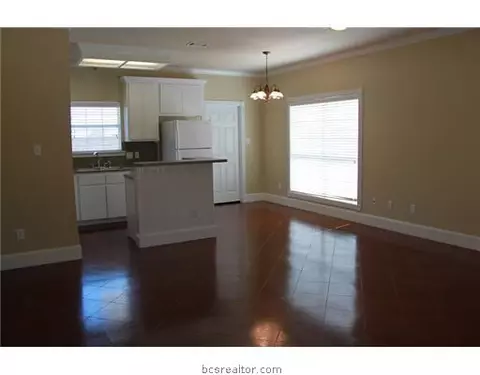 3689 Holick, Bryan, TX 77801 photo 6