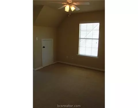 3689 Holick, Bryan, TX 77801 photo 9