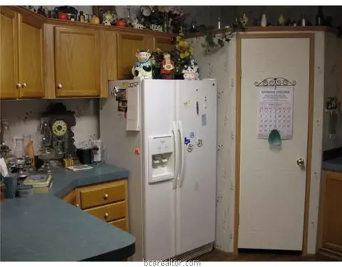 132 Batson, Normangee, TX 77871 photo 6