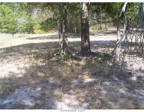 7655 Hidden, Bryan, TX 77808 photo 3