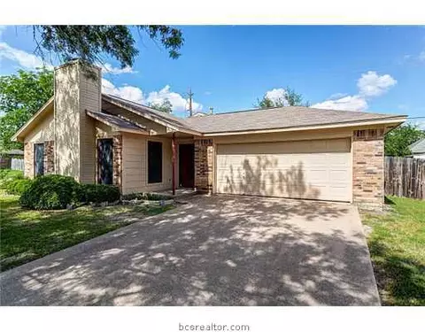 4701 Brompton Ln, Bryan, TX 77802 photo 2