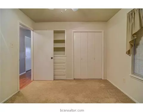 4701 Brompton Ln, Bryan, TX 77802 photo 7