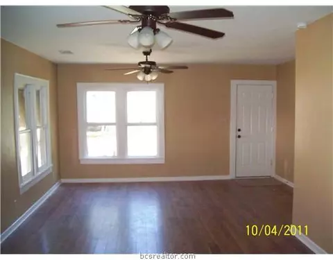1101 E 25th St, Bryan, TX 77803 photo 3
