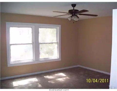 1101 E 25th St, Bryan, TX 77803 photo 7