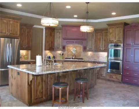 3306 Durant, Bryan, TX 77802 photo 2
