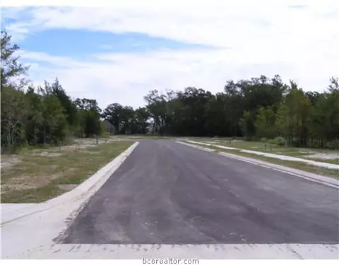 3600 Dawn Ct, Bryan, TX 77802 photo 5