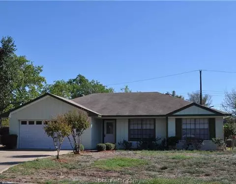 4504 Meadowbrook Dr, Bryan, TX 77802 photo 1