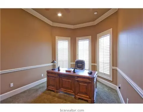 4208 Serrano, Bryan, TX 77802 photo 11