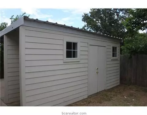3302 Timberline, Bryan, TX 77803 photo 9