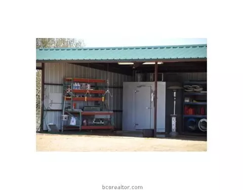573 County Road 270, Cameron, TX 76520 photo 9