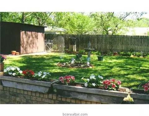 1410 E 29th St, Bryan, TX 77802 photo 7