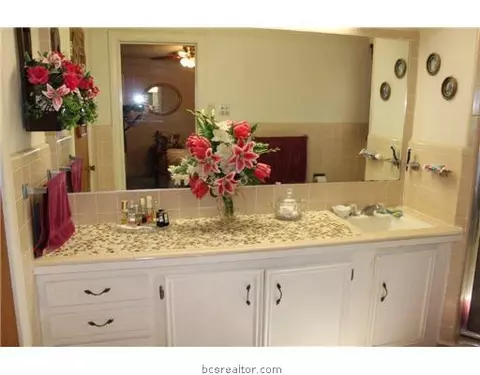 1410 E 29th St, Bryan, TX 77802 photo 11
