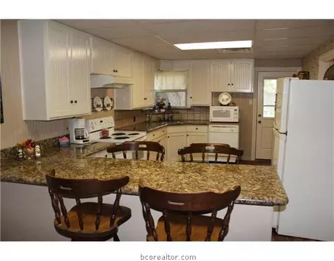 1410 E 29th St, Bryan, TX 77802 photo 5