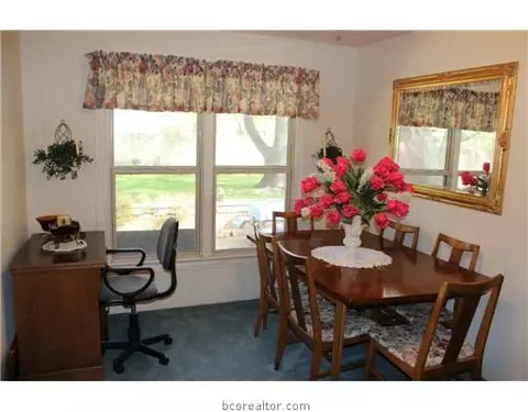 1410 E 29th St, Bryan, TX 77802 photo 3