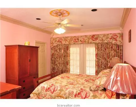 5554 Osr E, Bryan, TX 77808 photo 7