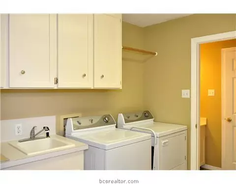 5554 Osr E, Bryan, TX 77808 photo 11
