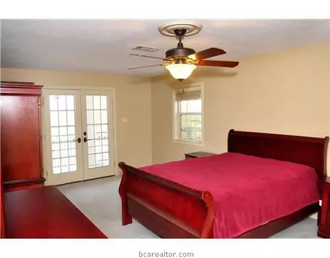 5554 Osr E, Bryan, TX 77808 photo 9