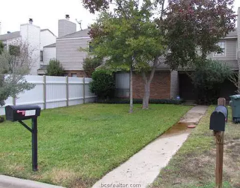908 Navidad, Bryan, TX 77801 photo 2