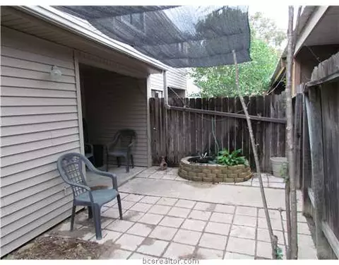 908 Navidad, Bryan, TX 77801 photo 6