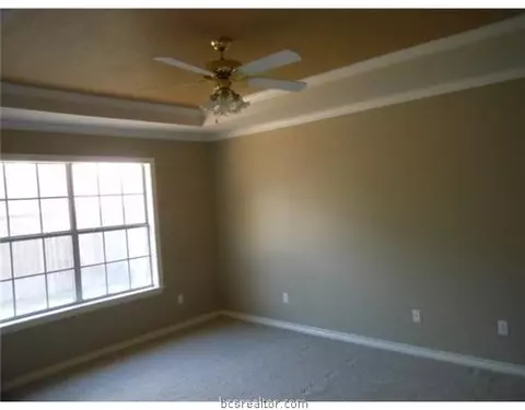 5708 Timberton Dr, Bryan, TX 77802 photo 7