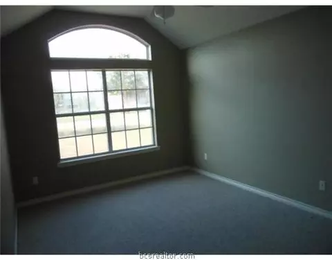 5708 Timberton Dr, Bryan, TX 77802 photo 11