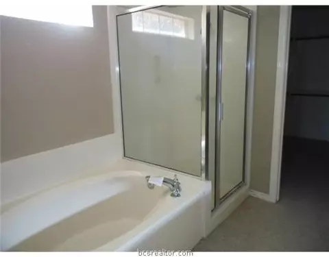 5708 Timberton Dr, Bryan, TX 77802 photo 9