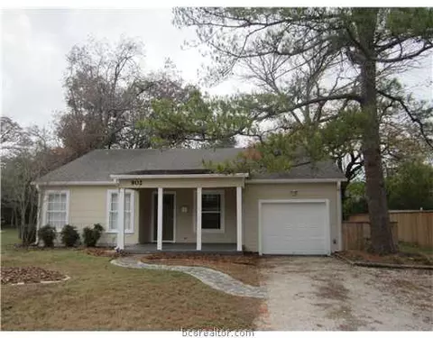 902 Edgewood, Bryan, TX 77802 photo 1