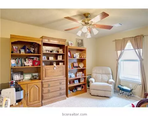 7520 Riley Rd, Bryan, TX 77808 photo 8