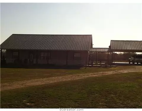 6599 Ethan Ln, Bryan, TX 77808 photo 4