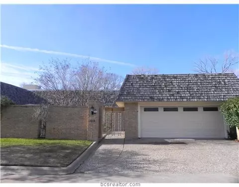 3516 Parkway Terrace Cir, Bryan, TX 77802 photo 2