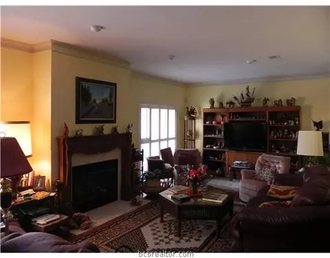 3516 Parkway Terrace Cir, Bryan, TX 77802 photo 4