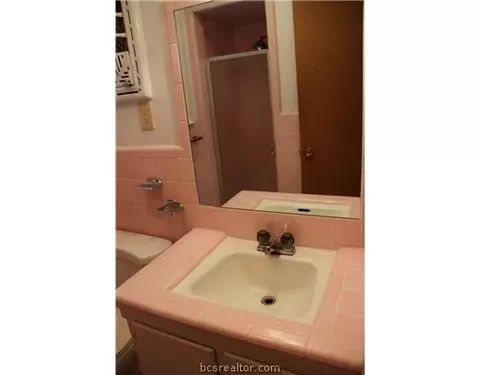 1406 Esther Blvd, Bryan, TX 77802 photo 6