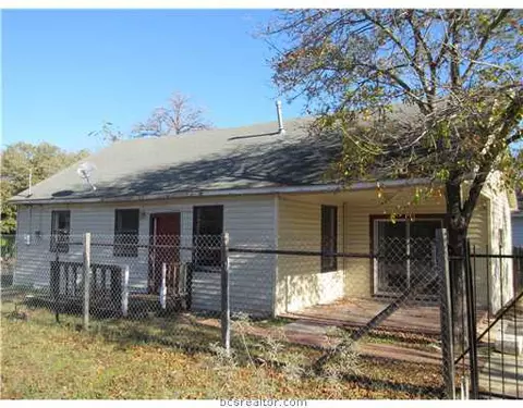 301 Mcculloch, Bryan, TX 77803 photo 6