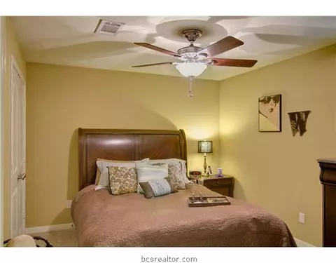 2014 Mountain Wind, Bryan, TX 77807 photo 10