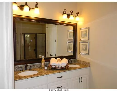 3211 Laurel Trce, Bryan, TX 77807 photo 7