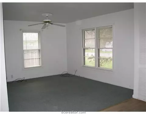 1707 E 27th St, Bryan, TX 77802 photo 5