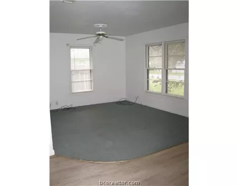 1707 E 27th St, Bryan, TX 77802 photo 4