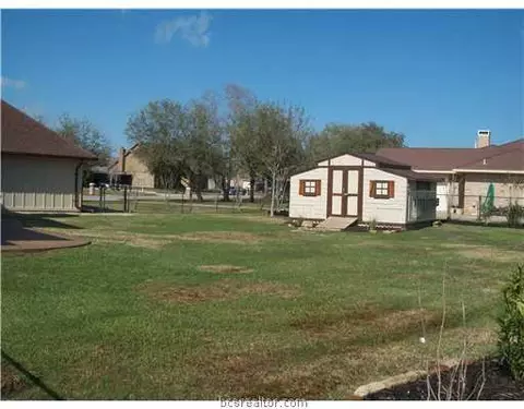 2401 E Briargate Dr, Bryan, TX 77802 photo 10