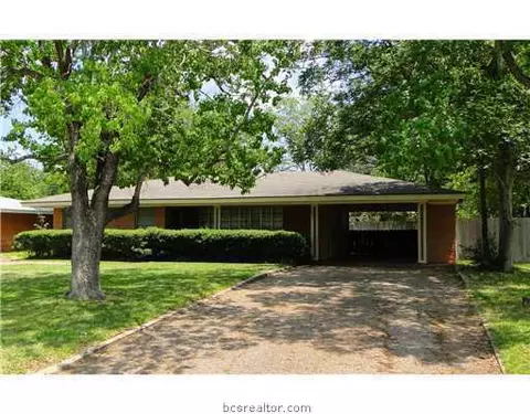 501 Helena St, Bryan, TX 77801 photo 1