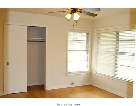 501 Helena St, Bryan, TX 77801 photo 7