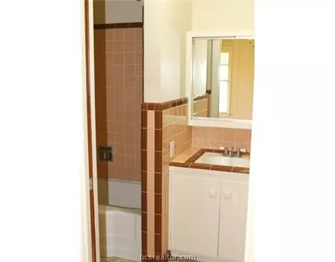 501 Helena St, Bryan, TX 77801 photo 8