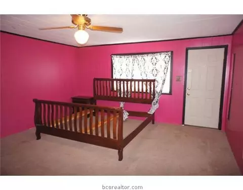 700 E 27th, Bryan, TX 77803 photo 8
