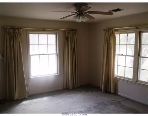 4005 Nagle, Bryan, TX 77801 photo 5