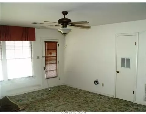 4005 Nagle, Bryan, TX 77801 photo 8