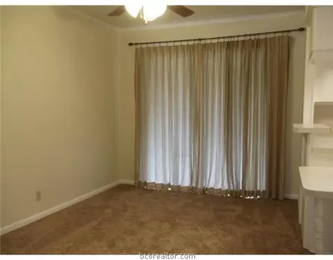 2608 Morris Ln, Bryan, TX 77802 photo 6