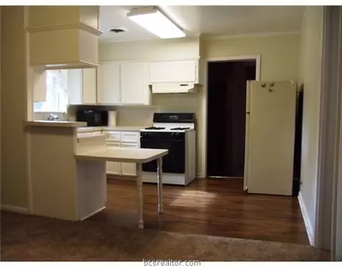 2608 Morris Ln, Bryan, TX 77802 photo 5