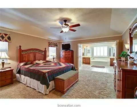 2308 Devonshire St, Bryan, TX 77802 photo 6