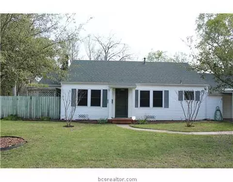 729 Eagle Pass St, Bryan, TX 77802 photo 1